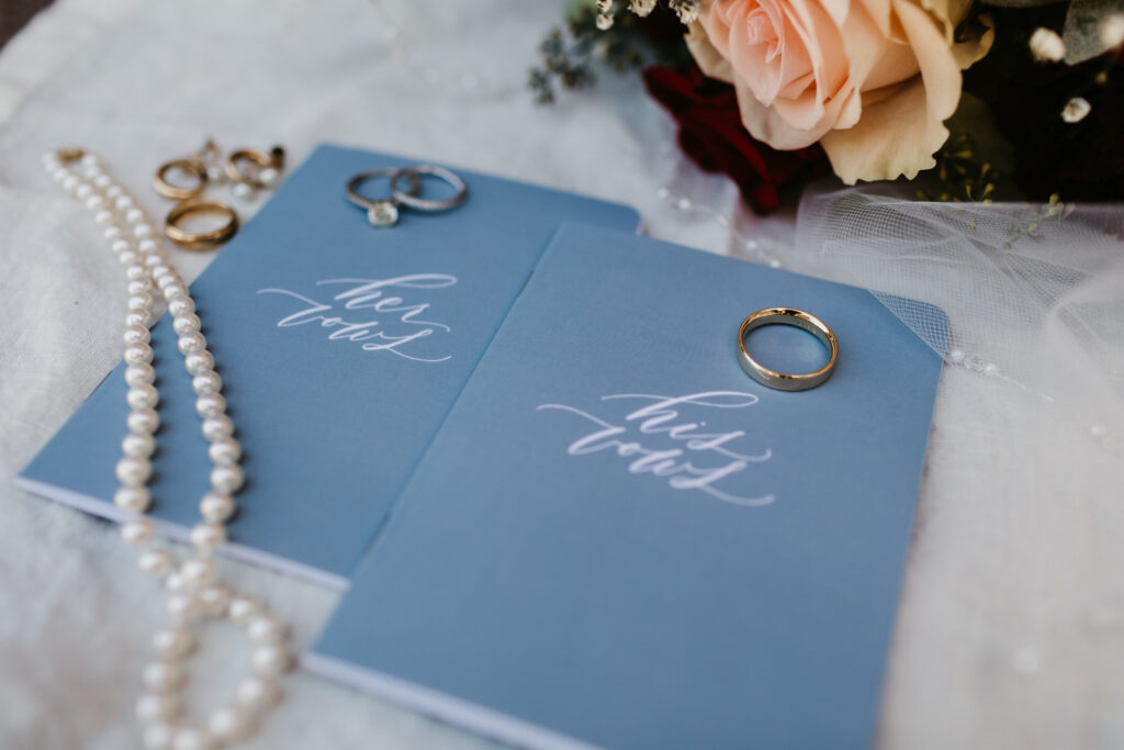 5 Tips for Writing Your Vows before your wedding | Dani Rawson Photo